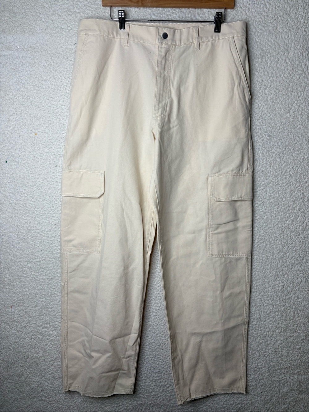 NWT OAS Cream Cargo Pants 36x31